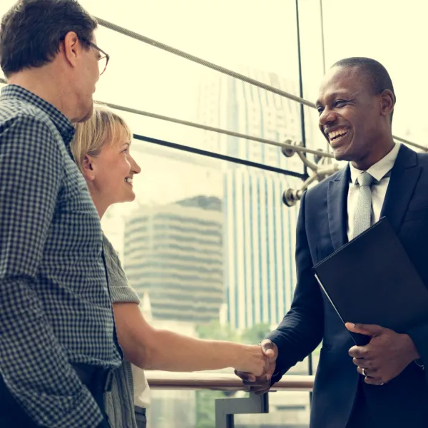 business-discussion-talking-deal-concept-2026-01-07-23-44-01-utc-697c75b55943d